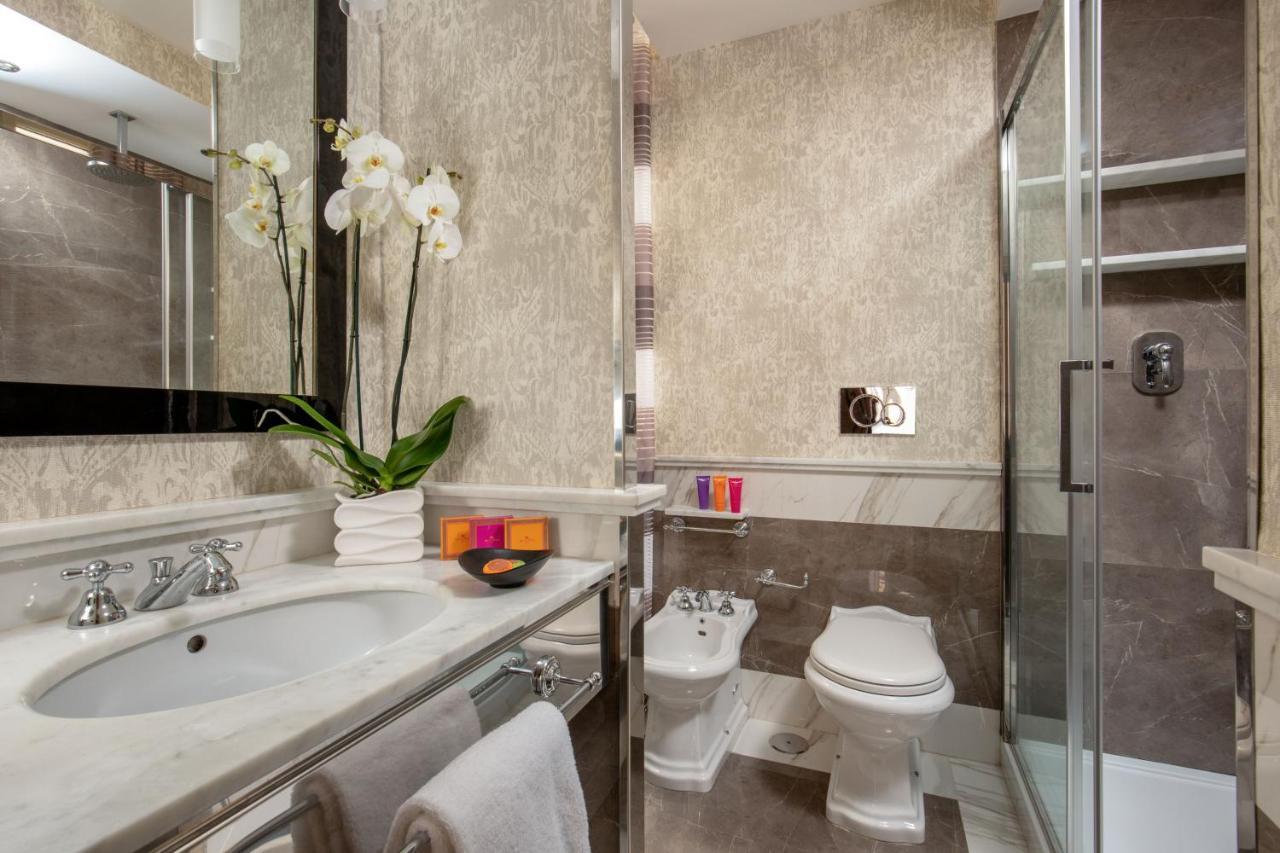 The At The Spanish Steps Luxury Collection - Mario De' Fiori 3*