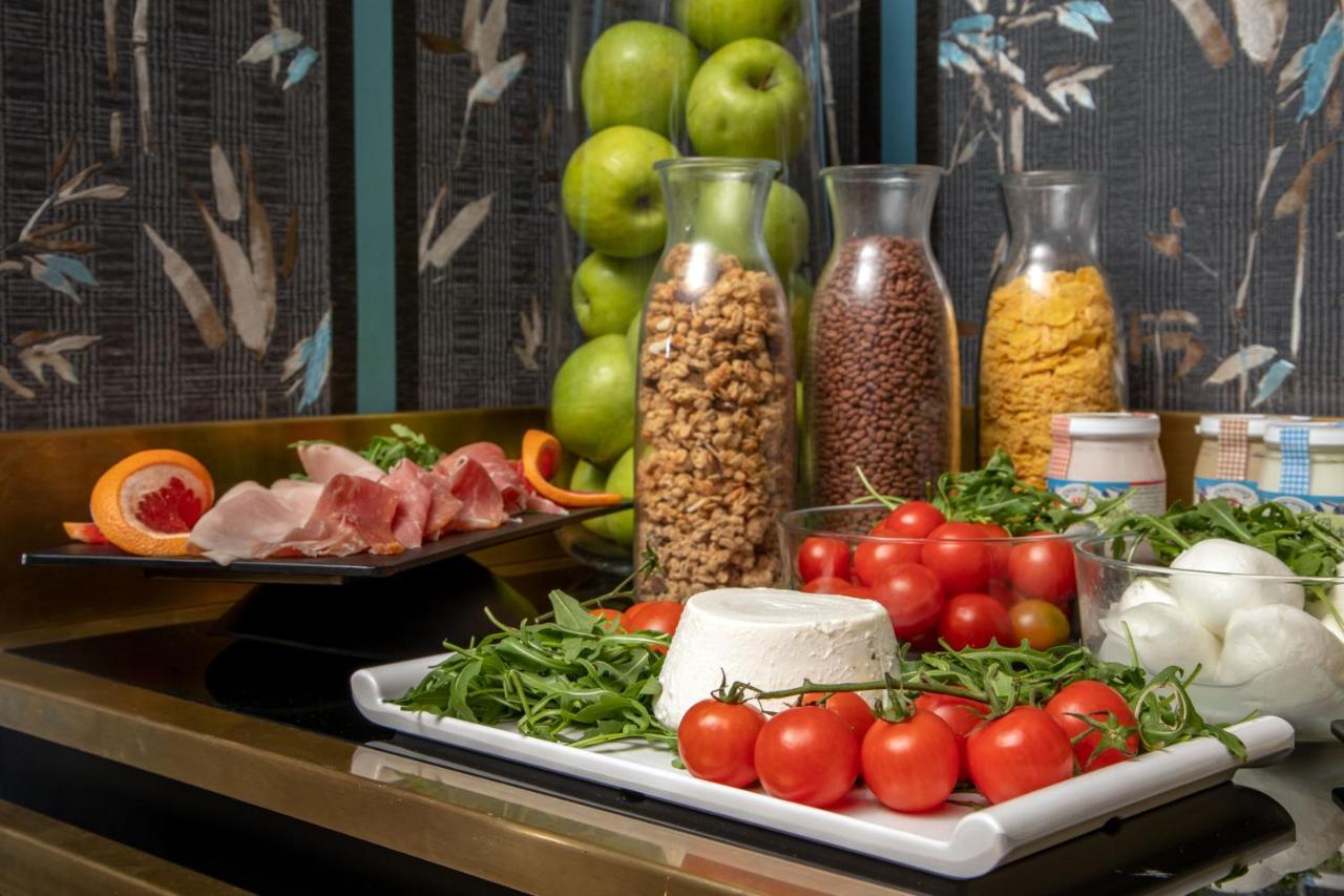 Hotel The At The Spanish Steps Luxury Collection - Mario De' Fiori Rom